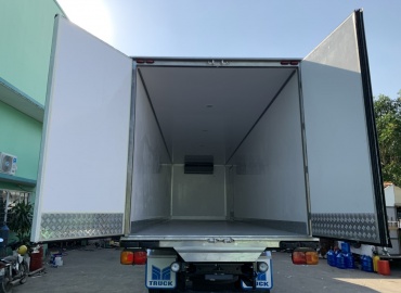 Đóng thùng xe đông lạnh phục vụ ngành thủy hải sản xuất khẩu